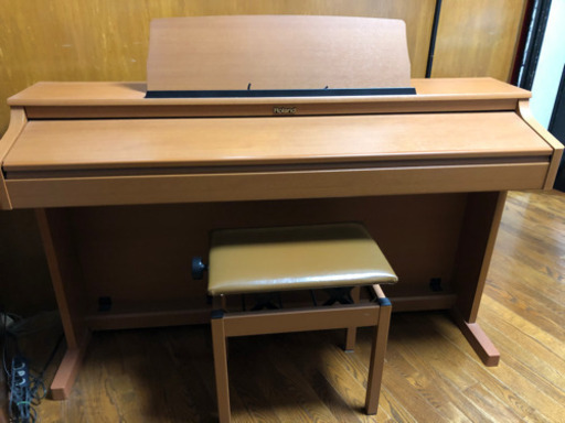 【日程調整中】Rolandピアノ　HP203LC 引取に来てくださる方