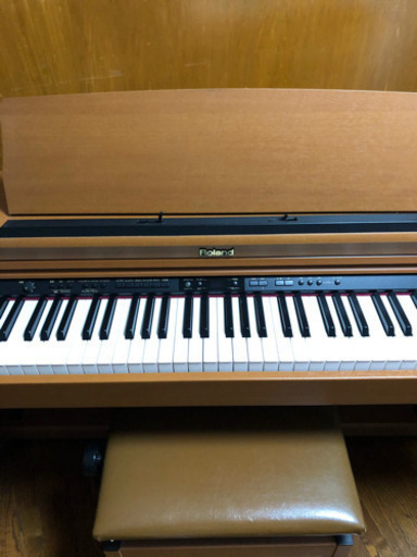 【日程調整中】Rolandピアノ　HP203LC 引取に来てくださる方