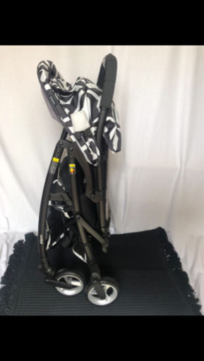 新品！B型ベビーカー