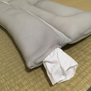 ニトリ  首をしっかり支える枕【1週間程使用】の画像