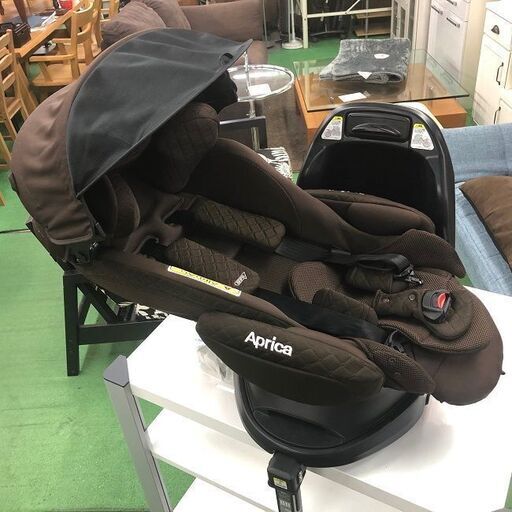 美品【 Aprica 】アップリカ フラディアグロウ ISOFIX プレミアム 360°セーフティ チャイルドシート ブラウン