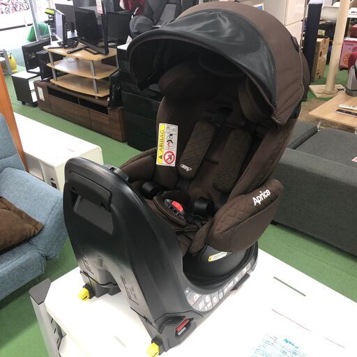 美品【 Aprica 】アップリカ フラディアグロウ ISOFIX プレミアム 360°セーフティ チャイルドシート ブラウン