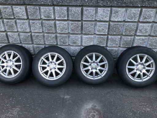 タイヤ　ホイール　195/65R15  15X6J  ノア　ヴォクシー　エスクァイア