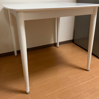 【無料】ダイニングテーブル　2人用【お譲りします】の画像