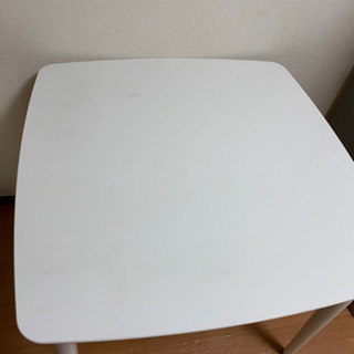 【無料】ダイニングテーブル　2人用【お譲りします】の画像