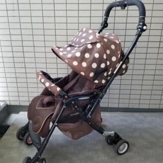 アップリカ　ベビーカー　アンパンマンのクリップばさみ付けます。
