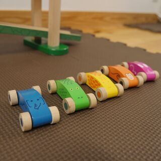 赤ちゃんの知育にどうぞ！　エド・インター 【森の運動会】の画像