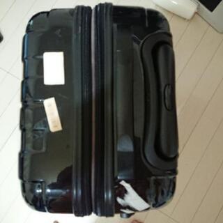 スーツケース(黒)の画像