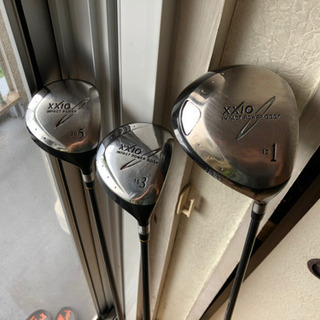 ゴルフセット ゼクシオとミズノ