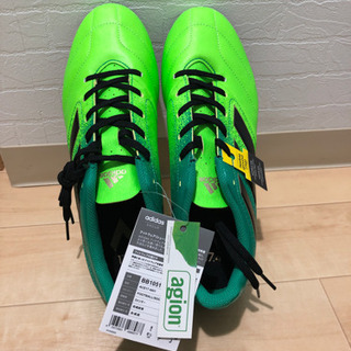 adidas agionサッカースパイクの画像