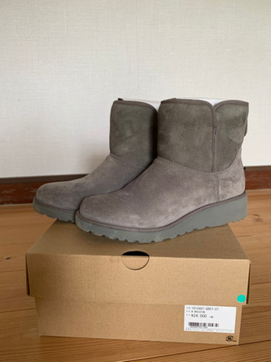 新品UGG  ソールあり大人ブーツ