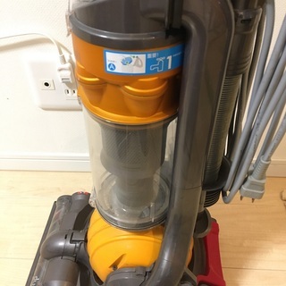 dyson dc24 ダイソン 縦型サイクロン掃除機の画像