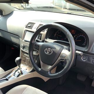 自社ローン対応車両／アベンシス Ｌｉ／ 英国トヨタ／クルーズコントロール／トヨタ純正ナビ／フルセグの画像