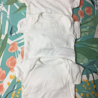 〈プレママへ〉新品 ロンパース 新生児用 半袖 3枚セット