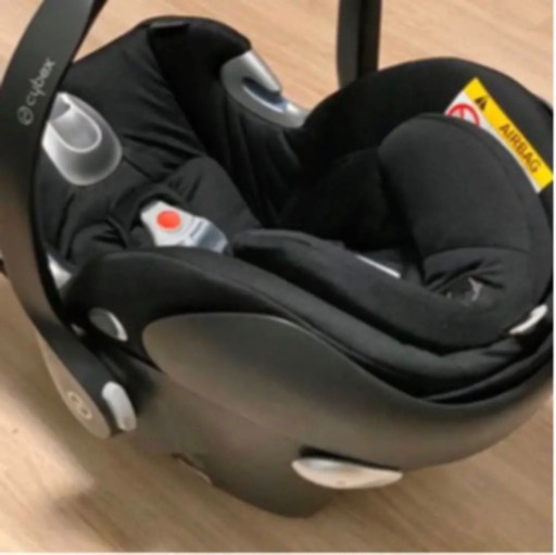 cybex サイベックス　エイトンq ATON Q カーシート　チャイルドシート