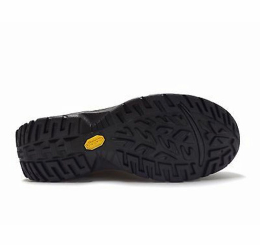 UGG patchwork ブーツ　新品　未使用　箱付き