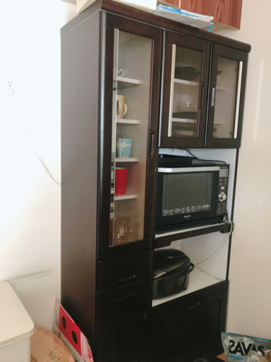 【引き取り限定！！】食器棚 色ガラス