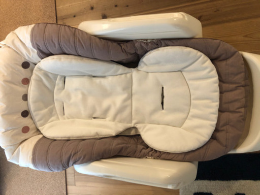 コンビ　ハイローチェア　自動