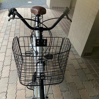 自転車　ママチャリ ホワイト 白 26インチ 6段ギア サントラスト dixhuitの画像