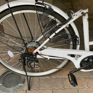 自転車　ママチャリ ホワイト 白 26インチ 6段ギア サントラスト dixhuitの画像