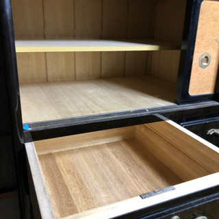 着物が入れられる高級桐タンス