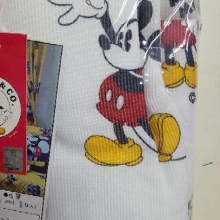 新品　ミッキー柄のカーテン　1枚入りの画像