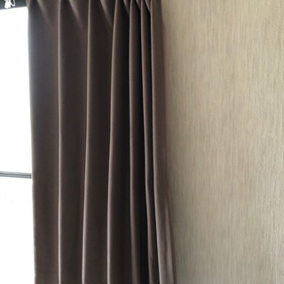 ニトリ　遮光カーテン　2.5セットの画像