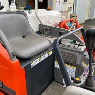 【SOLD　OUT】【茨城発】点検、整備済み　クボタ　2条コンバイン　R218S　オーガ　300時間　クローラー1本新品　刈取スライド　【農機具でっく】【茨城】【コンバイン】