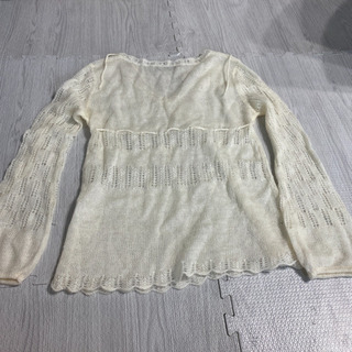 可愛い‼️GU 薄手　かぎ編み　ニットセーター 白の画像