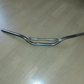 ブレース付 
LOWタイプ　アルミ製ハンドル
