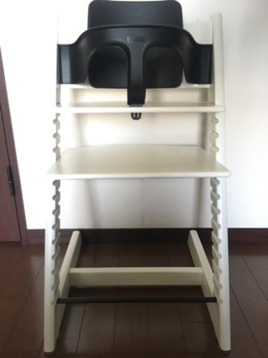 最新型　ストッケ　トリップトラップ