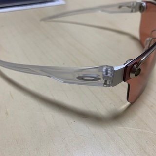 OAKLEY SUNGLASSESの画像