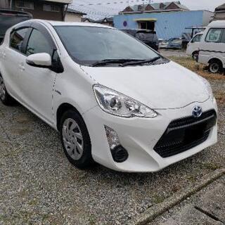 アクア　S　後期　車検２年付き★諸費用コミ★平成27年式★TV★修復歴なし★美車★格安にて！

の画像