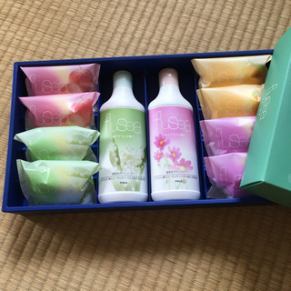 ポーラ　ボディソープ、石鹸詰合せの画像