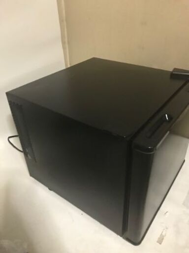 小型冷蔵庫　17リットル型  Peltism