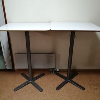 イケアのバーテーブルとイス