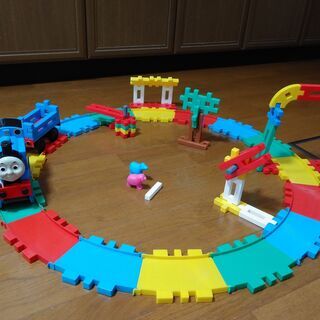 おまけ付トーマス学研ニューブロック 走るトーマスきほんセット・トーマス大図鑑・リュック・おまけブロックの画像