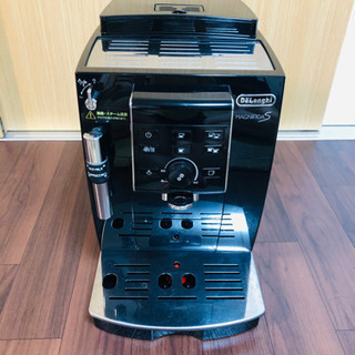 デロンギ　ECAM23120BN 全自動エスプレッソマシン マグ...