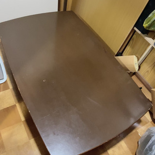 ブラウン　テーブル