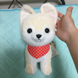 動く犬のぬいぐるみ