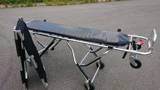 【超美品/未使用】葬儀ストレッチャーを65％OFFでお譲りします！