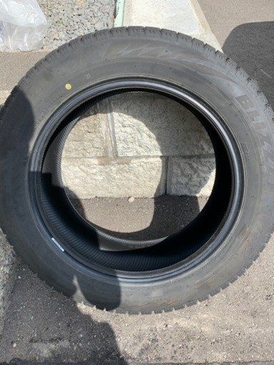ブリザックVRX2 225/55R18 4本