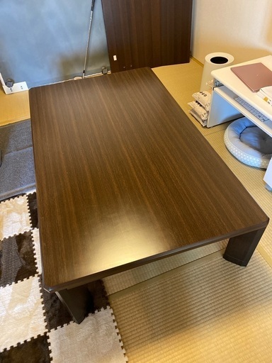 長机のコタツです