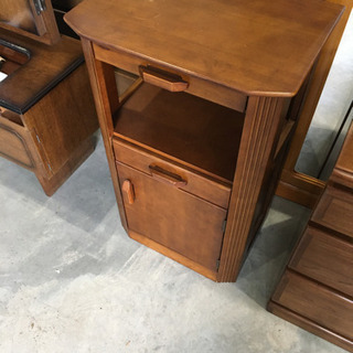 木製電話代の画像