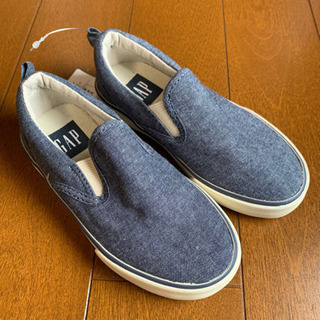 新品 GAP スニーカー 17cmの画像