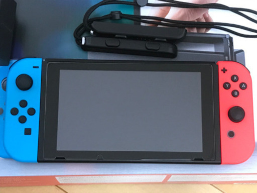 【週末限定値下げ】【美品】2017年製　Nintendo Switch ニンテンドー　スイッチ