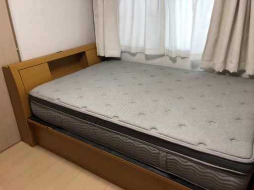 油圧式ダブルベッド