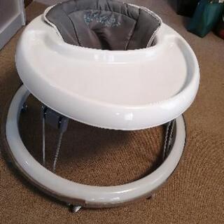 【取引中】歩行器 アカチャンホンポ