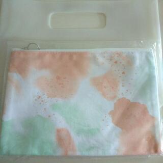 受付終了／オルビスのポーチ  新品未使用の画像