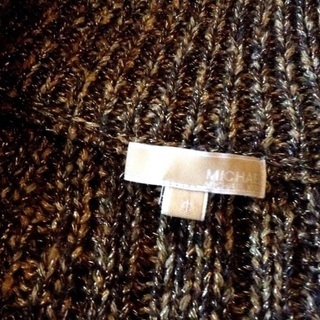 本日中に来ていただける方に格安でお譲り！マイケルコース 金ラメ ウール ポンチョ ４ ブラウン ゴールド ケープ コンパクトなシルエットでおしゃれな１着ですの画像